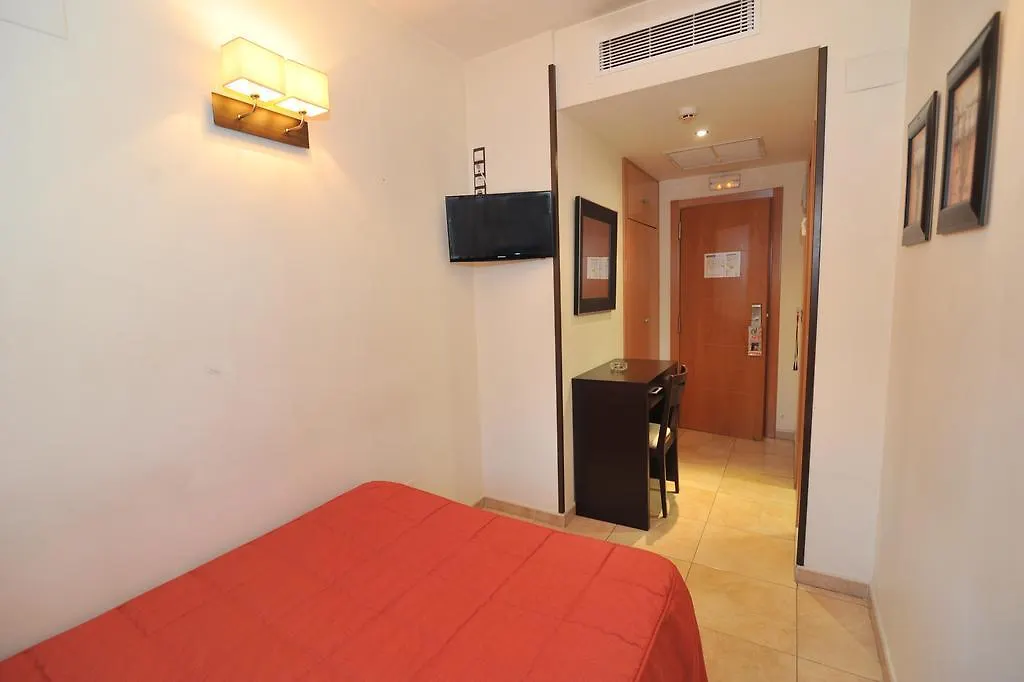 Hostal Goyma III San Fernando De Henares 2*,  Spagna